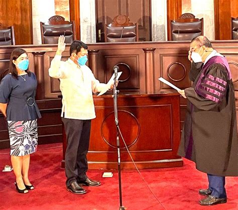 Duterte names 2 new CA justices .